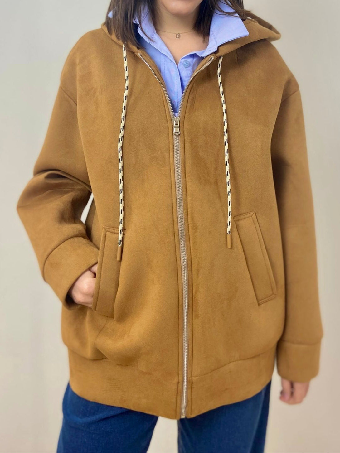 Bomber Scamosciato con Cappuccio