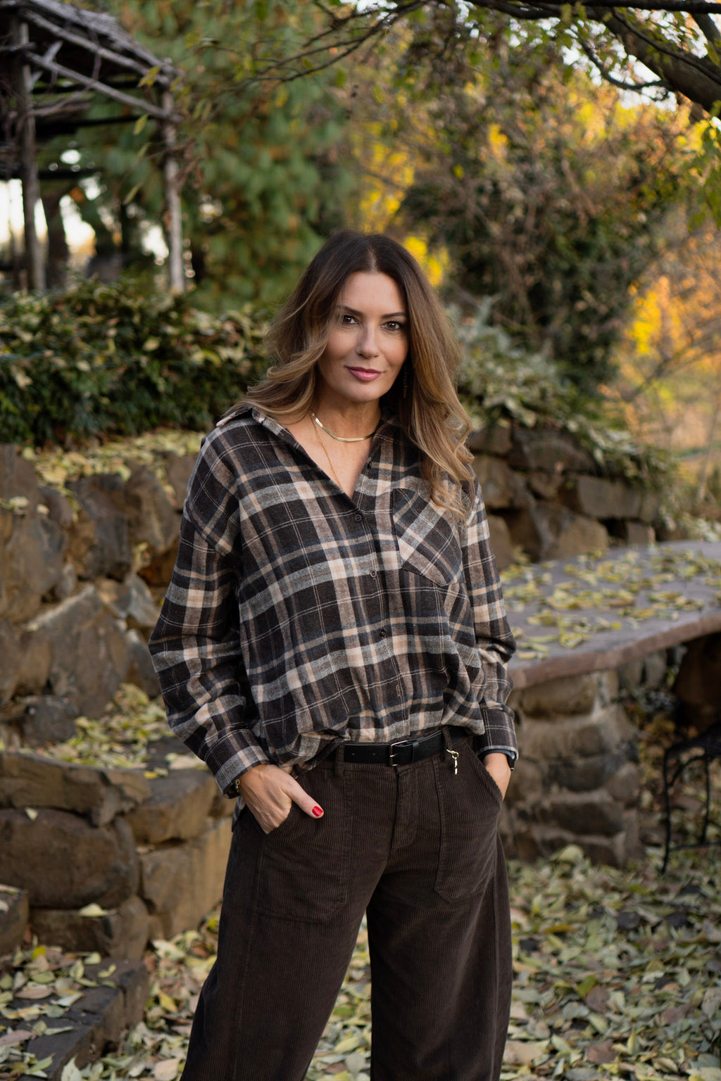 CAMICIA A QUADRI NEI TONI DEL MARRONE