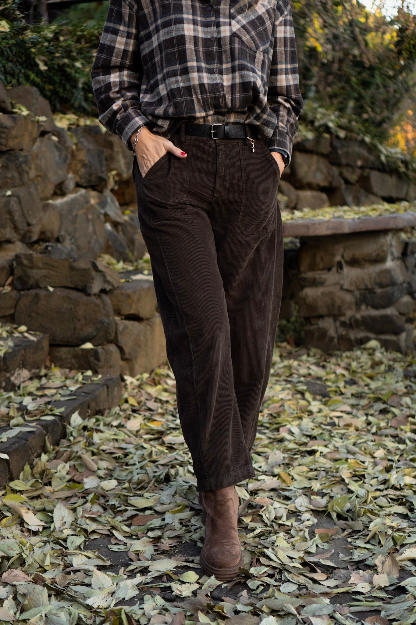 PANTALONI BALLOON IN VELLUTO CON CINTURA