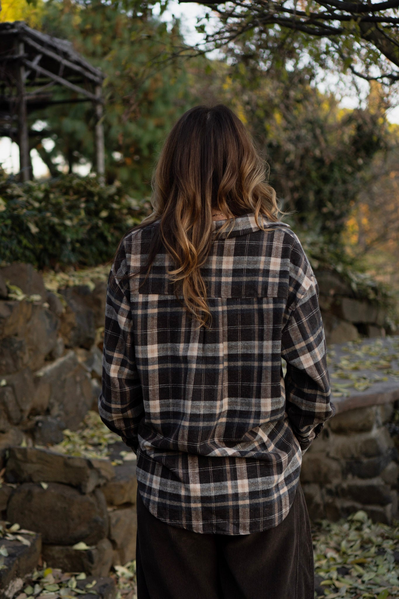 CAMICIA A QUADRI NEI TONI DEL MARRONE