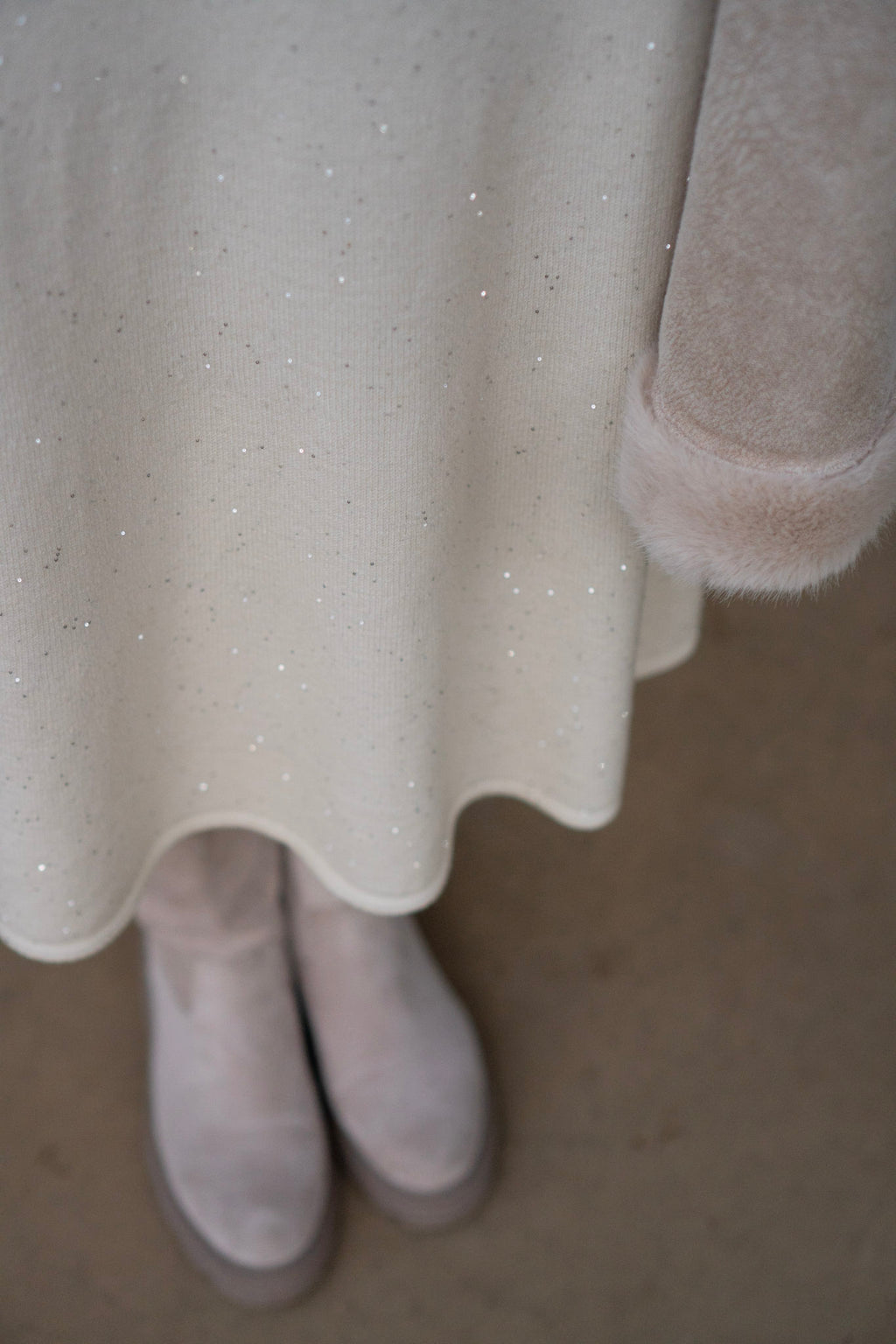 GONNA SVASATA BIANCA CON BRILLANTINI